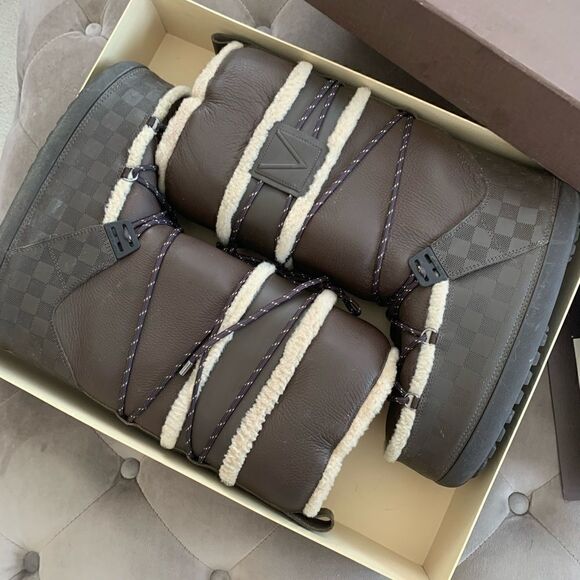 Louis Vuitton limited edition snowstorm boots - men size - Picture 3 of 12
